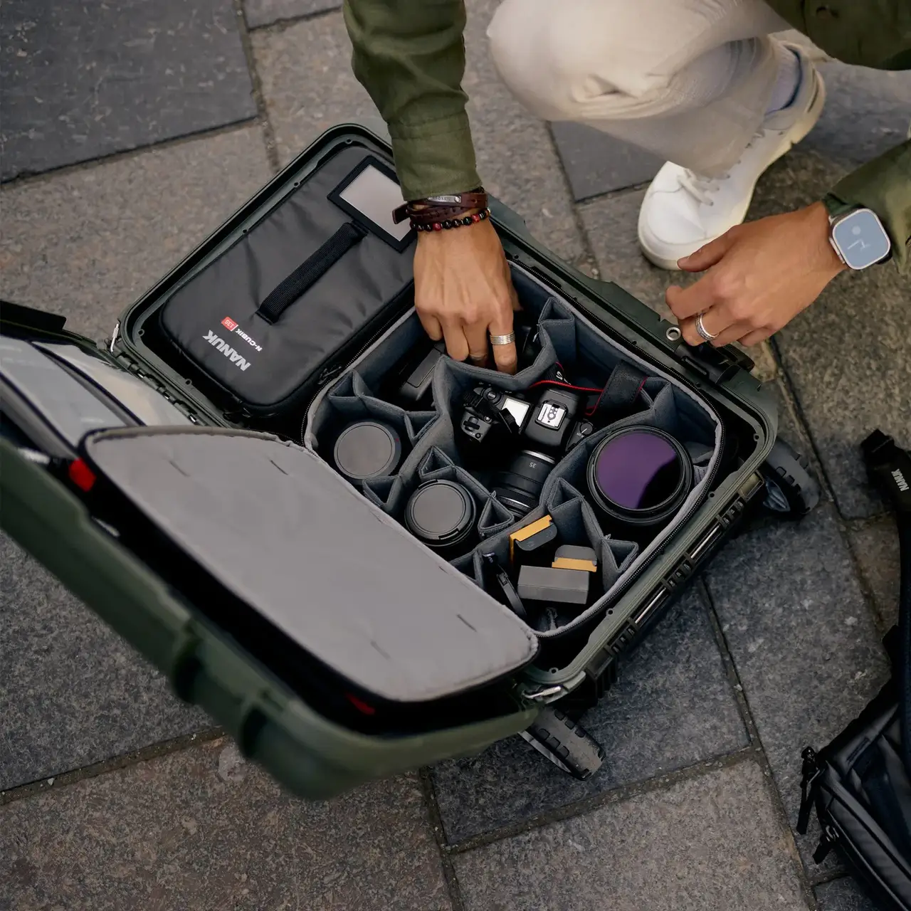 Featuring padded foam lids and removable configurations, N-CUBIK organizers offer the flexibility to adapt to your specific storage needs. Whether you're carrying cameras, drones, or accessories, you can tailor the compartments to securely hold your equipment, enhancing both protection and accessibility. ​