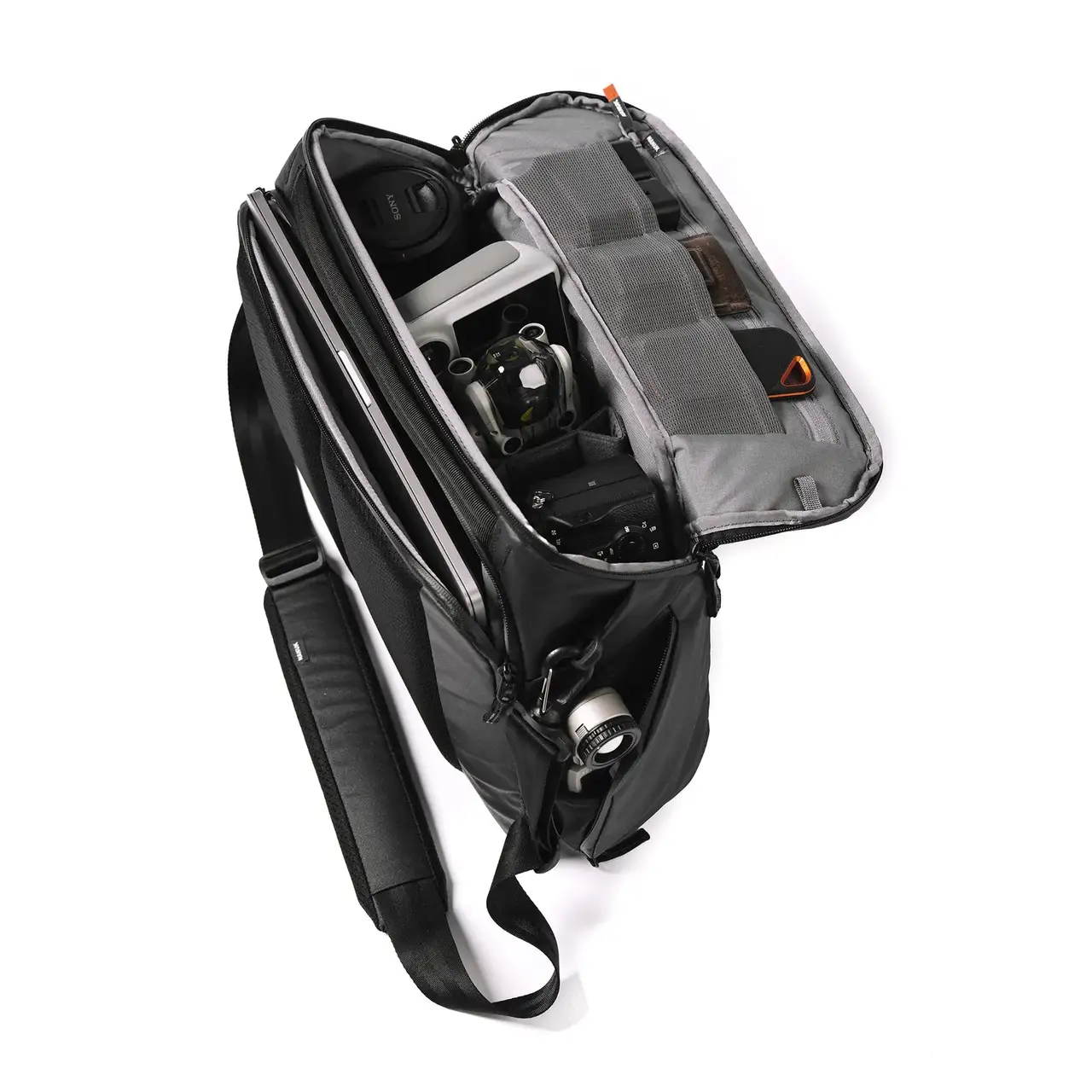 Compact, lightweight and entirely padded, the JunZhiJia N-PVD messenger bag