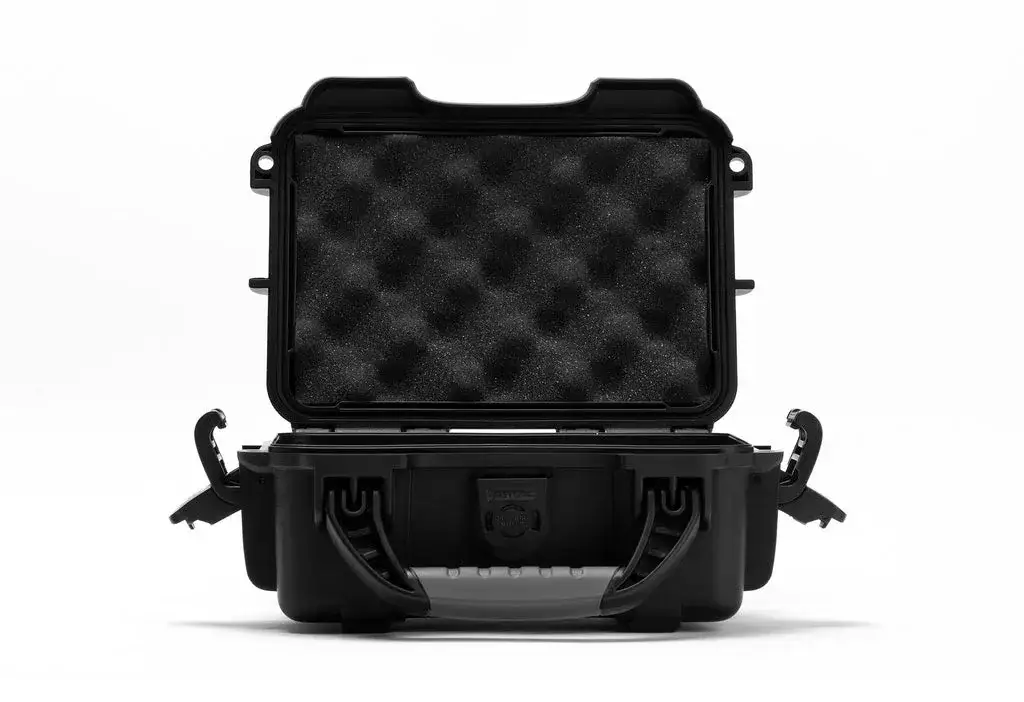 JunZhiJia 903 oepened with foam insert