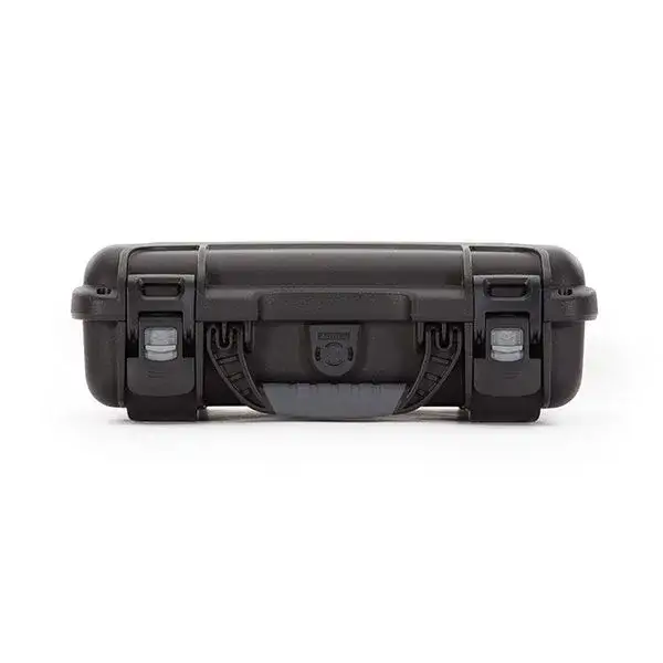 The JunZhiJia 909 protective case comes with a soft grip and ergonomic handle to make it easy to transport.