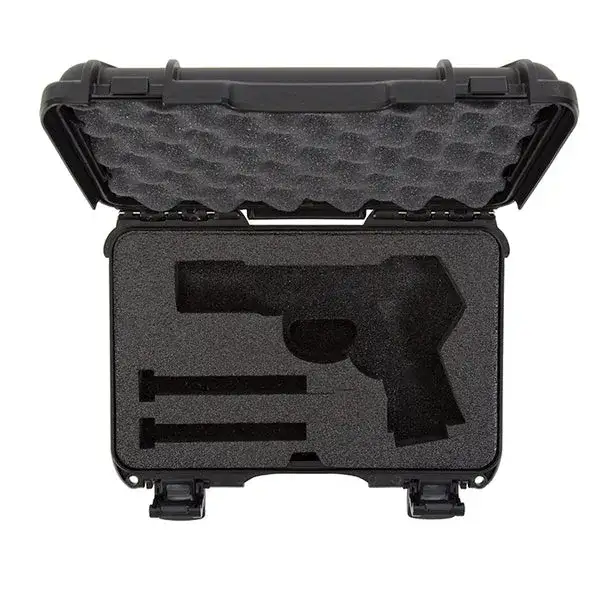 The JunZhiJia 909 Classic Pistol case provides secure storage for many popular handgun models along with space for two (2) single stack magazines or one (1) double stack magazine.
