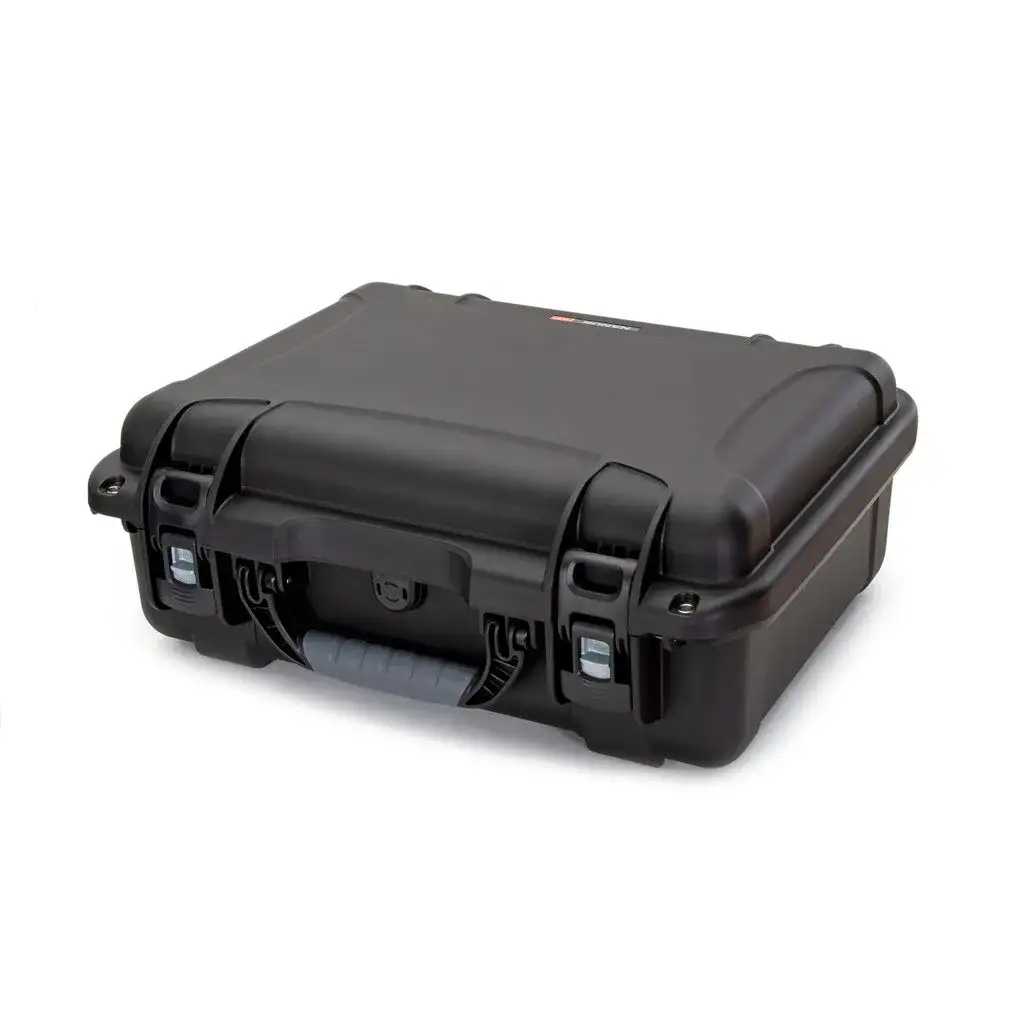 The JunZhiJia 930 adapts to every environment and is a favorite of photographers, videographers, drone operators/pilots, medical professionals, outdoor enthusiasts, sportsmen, law officers, first responders, military, hunters and shooting sports enthusiasts to protect their most valuable gear.