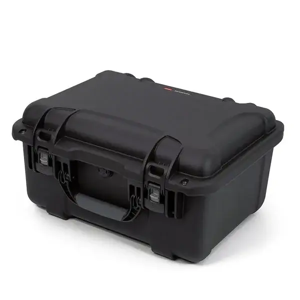 The JunZhiJia 933 protective case comes with a soft grip and ergonomic handle to make it easy to transport.