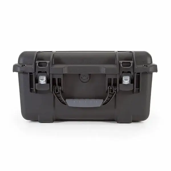 With JunZhiJia’s exclusive locking and latching system, your case stays shut and secured until you are ready to open it.