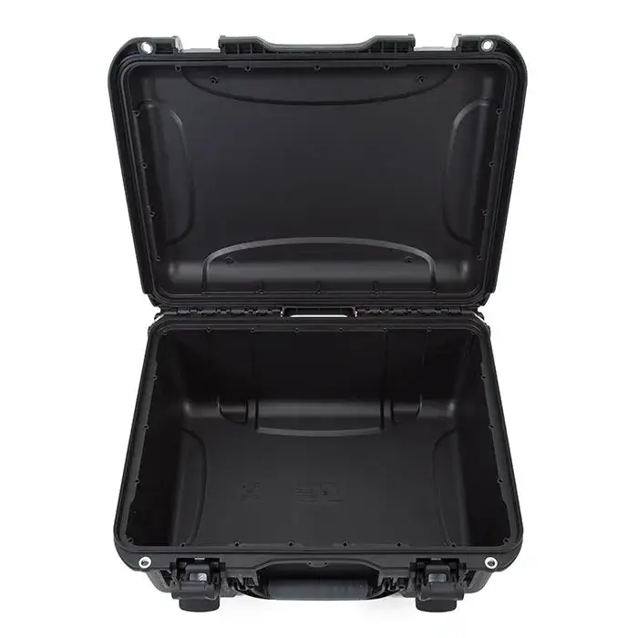 The JunZhiJia 933 offers perfect storage and maximum protection for a camera with a lens and accessories, drones, tools, medical equipment, first aid supplies, rescue gear, satellite phones, music equipment, two pistols with attachments and accessories, outdoor equipment, a CB radio, fishing sonar, power and hand tools, electronics and accessories and so much more.