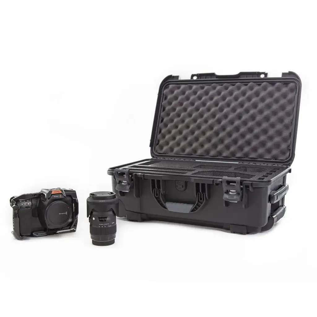 The JunZhiJia 935 for the Blackmagic® Design Pocket Cinema camera 4K, 6K or 6K pro is built to organize, protect, carry and survive tough conditions.