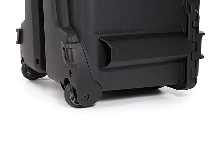 No matter where you go, you're guaranteed a smooth ride. For total equipment protection, look no further than the JunZhiJia 960 case with wheels to get your gear safely from point A to point B.