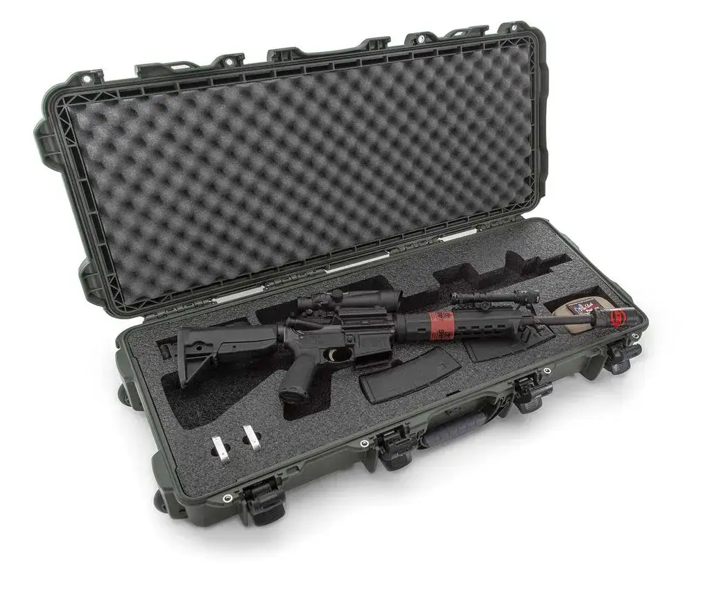 For extra security, two latches feature an integrated TSA-accepted key lock to keep your equipment securely locked during transit but accessible for inspection by the TSA when required.