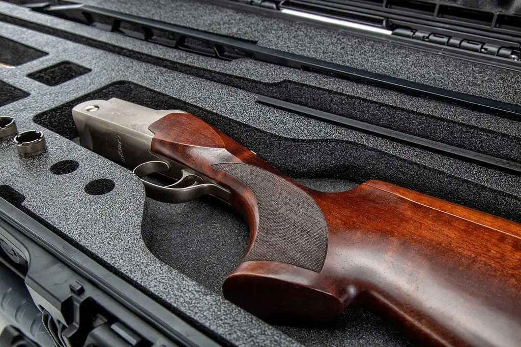 Built to survive the outdoors, the JunZhiJia 985 TAKEDOWN is favored by sportsmen and sportswomen, hunters, law enforcement officers, gun enthusiasts, sporting shooters and the military.