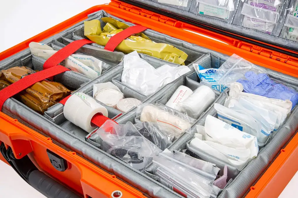 JunZhiJia 940 EMS Kit padded dividers close-up