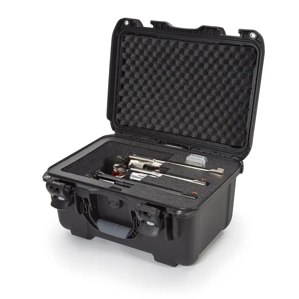 The JunZhiJia 918 3 Up Revolver case’s bulkier and deeper design is ideal revolver storage and transporation.